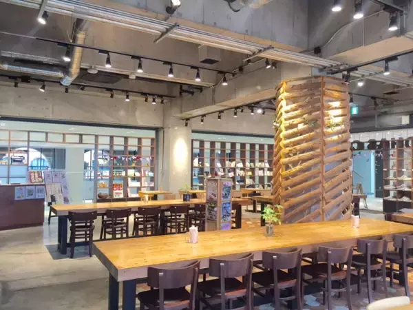 「学食にカフェテラス！あこがれのキャンパスライフが楽しめる大学5選」の画像