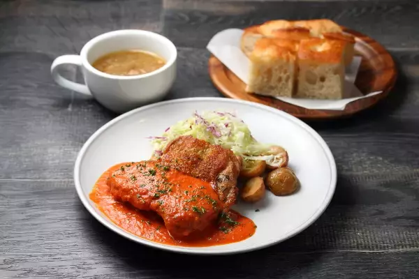 「学食にカフェテラス！あこがれのキャンパスライフが楽しめる大学5選」の画像