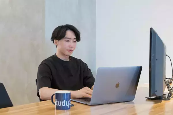 「アプリケーションエンジニアとは？仕事内容、必要なスキル、働き方、やりがいまで徹底解剖！」の画像