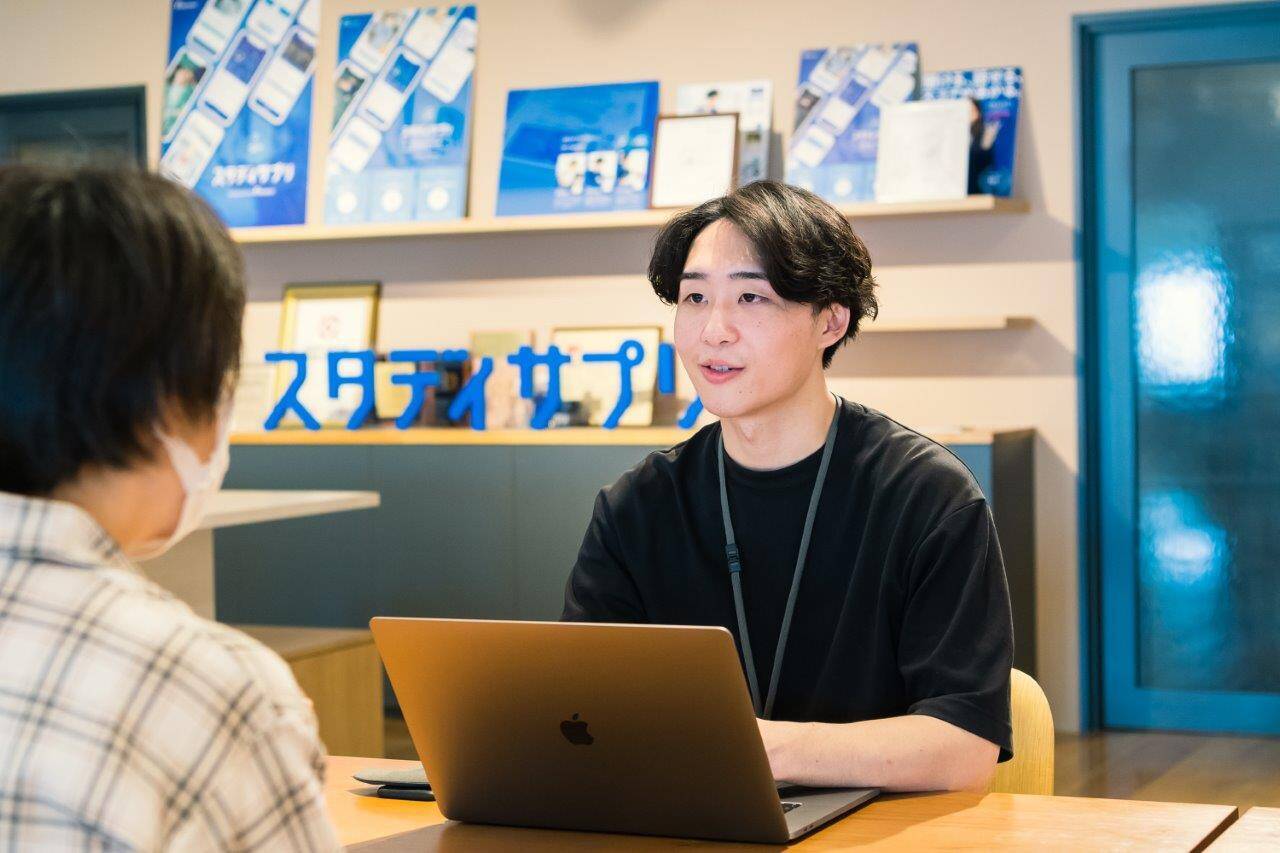 アプリケーションエンジニアとは？仕事内容、必要なスキル、働き方、やりがいまで徹底解剖！