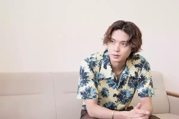 「「思いを行動で示していけば、応援したくなる！」俳優・磯村勇斗さんから高校生のみんなへ」の画像