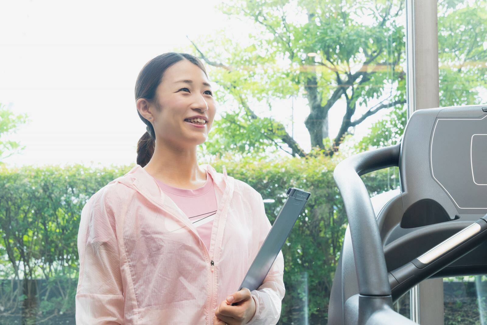 管理栄養士の仕事とは？職場別、分野別にどう違う？1日の流れ、やりがい、給与を徹底解説