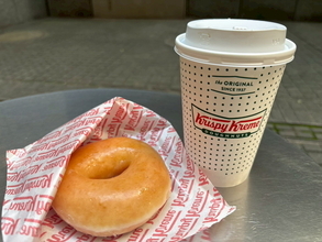 ドリンク1杯でドーナツ無料!? クリスピー・クリーム・ドーナツのモーニング「あさオリグレ」が全国拡大していたので利用してみた / 367円〜で楽しめるのはかなりアリ!!