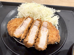 正直ナメてた……松のやを利用したことがない人にこそ『超厚切りリブロースかつ定食』を食べて欲しい