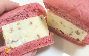 セブンイレブン、マリトッツォ引きずりすぎ説 / 新商品「スイーツバーガー」にその面影を見たが…
