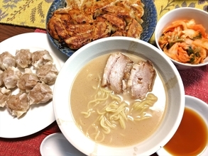 餃子18個390円！『大阪ふくちぁんラーメン』工場直売でボリューム満点・格安中華定食を作ってみた!!