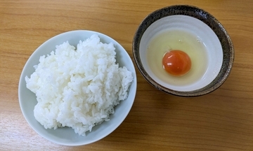 【TKG論争】たまごかけごはんの食べ方問題、たまごを混ぜるか混ぜないか!?　あなたはどっち？