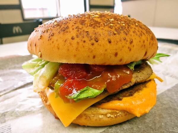 マクドナルド 熊本県で有名な 角マック の店員さんに 個人的に好きなメニューランキング を聞いてみた 13年7月30日 エキサイトニュース