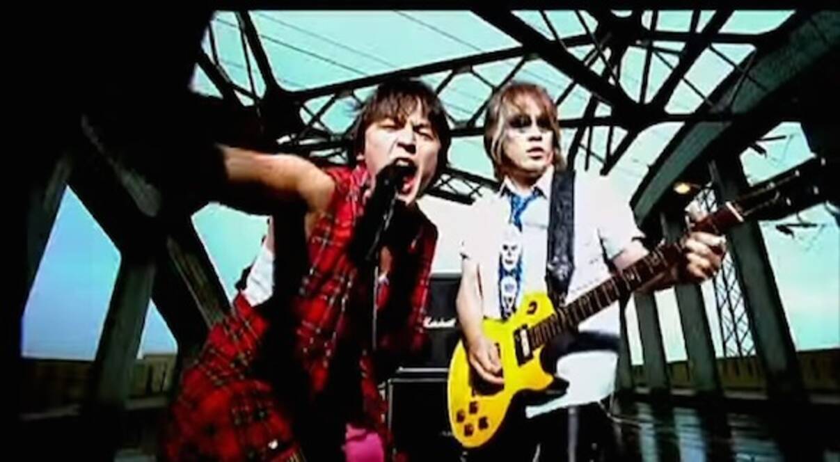 車中で聞いたらテンションがぶち上がりすぎてしまうb Zの曲10選 15年5月21日 エキサイトニュース