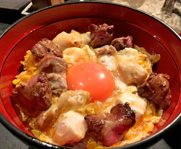 グルメ 鶏味座 とりみくら の親子丼が美しすぎて見惚れるレベル 思わず食べるのをためらう 東京 青山 16年4月14日 エキサイトニュース