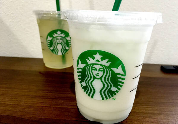 スタバ裏メニュー クールライム ホワイトモカシロップ カルピスを試してみた まるでお酒 モヒート カルピス と呼びたくなるカクテル風に 16年6月25日 エキサイトニュース