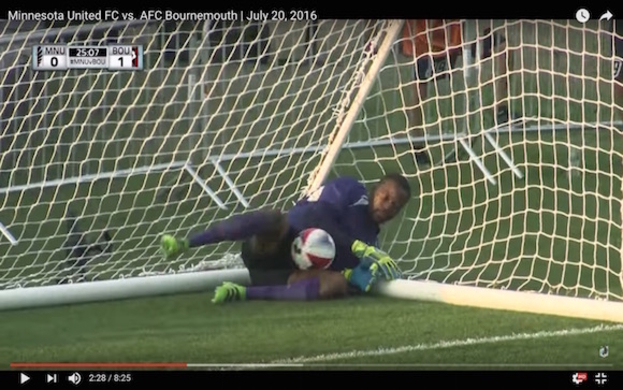 サッカー 元祖 イギータも見た Jリーグで炸裂した スコーピオンキック が海外で話題に 15年6月4日 エキサイトニュース