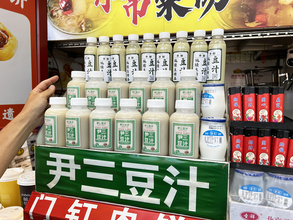 中国人も「絶対飲むな」と言う北京名物『豆汁』が激マズ！ でも、食べ歩いてみたら1つウマイ豆汁グルメを発見した話