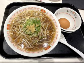 餃子の王将『秋ラーメン』はきのこが主役…ではなくスープがウマい！ リニューアルした「生姜餃子」も一緒に食べてみた