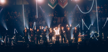 go!go!vanillasが「バニラズ9」で描いた壮大なライブ表現、「僕らの未来に賭けてみよう」