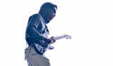 「スティーヴ・レイシー来日公演を総括　軽やかさと親密なムード、表現力豊かなギターで魅了」の画像1