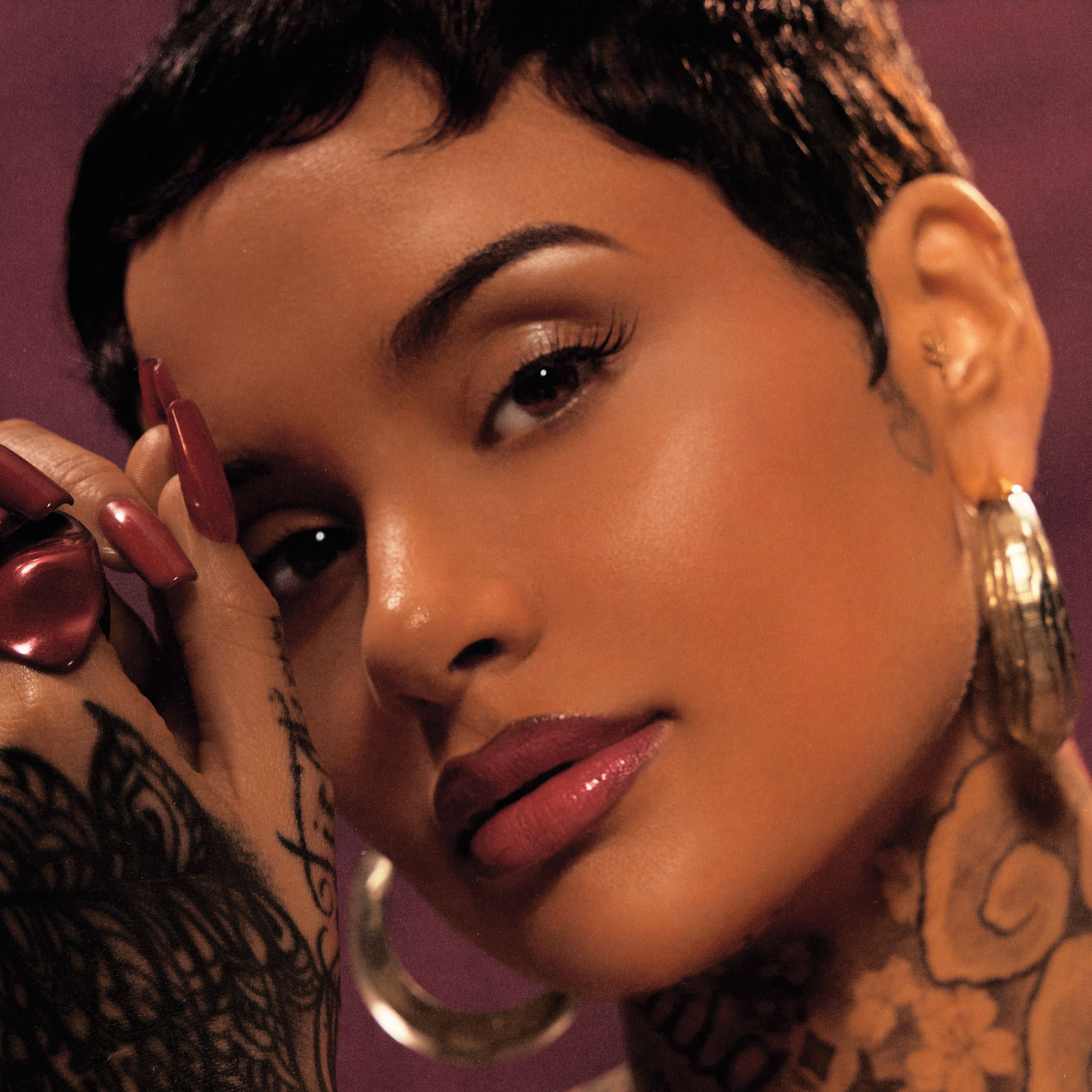 ケラーニ『KEHLANI』論──均質化したポップの時代に取り戻された“揺らぎ”