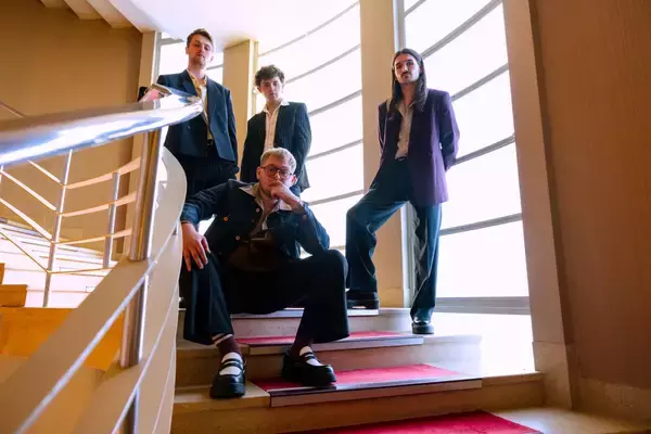 「The Lathums──UKロックの新たな希望が語る、北部シーンの隆盛と「自分たちの音楽」」の画像