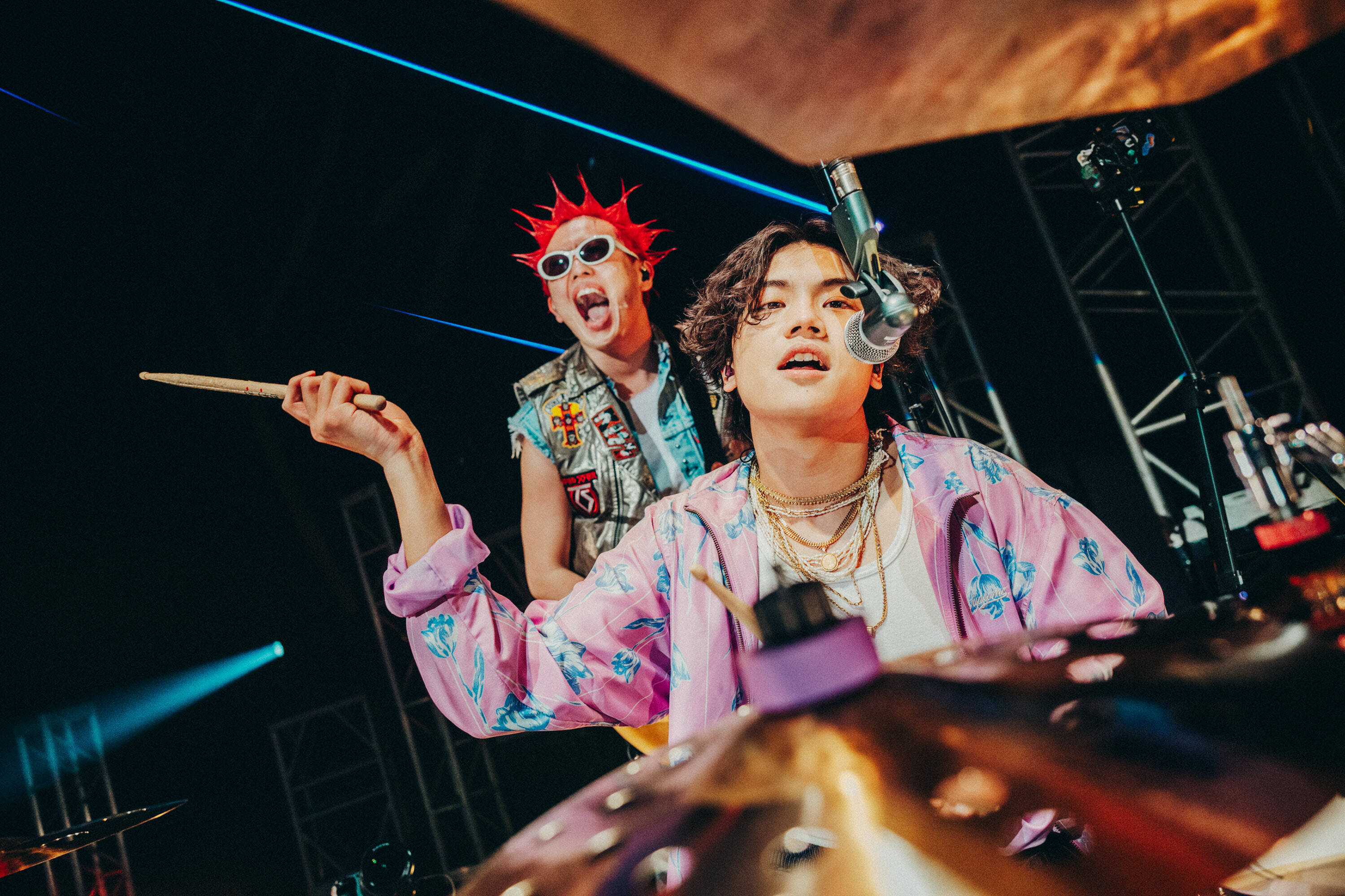 ヤングスキニー、初の武道館で刻んだ誓い──「音楽だけには嘘をつかない」