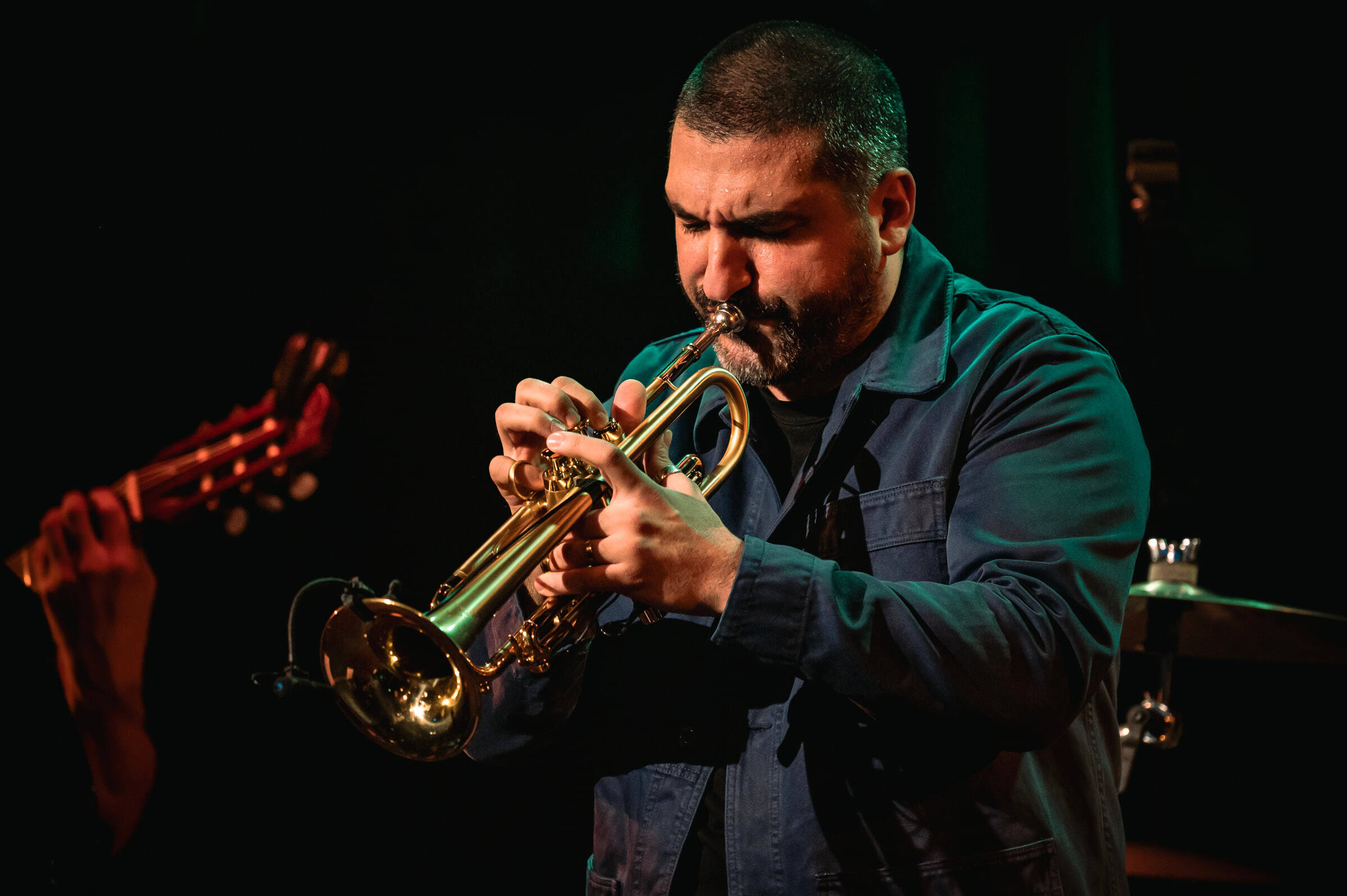 イブラヒム・マーロフ、中東ジャズの旗手が語る「他者との違いを認め合うことの大切さ」