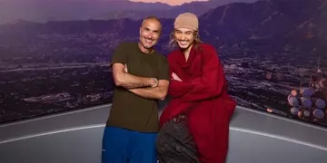 藤井 風がゼイン・ロウと語る、コーチェラでのパフォーマンス、ニューアルバム『Prema』制作秘話【Apple Music】