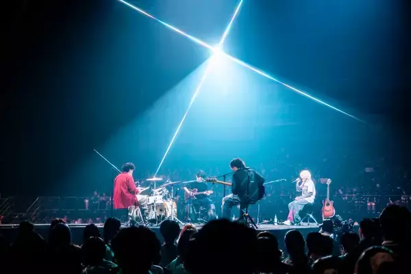 「ねぐせ。が初の横浜アリーナで鳴らした、3時間超の壮大なラブソング」の画像