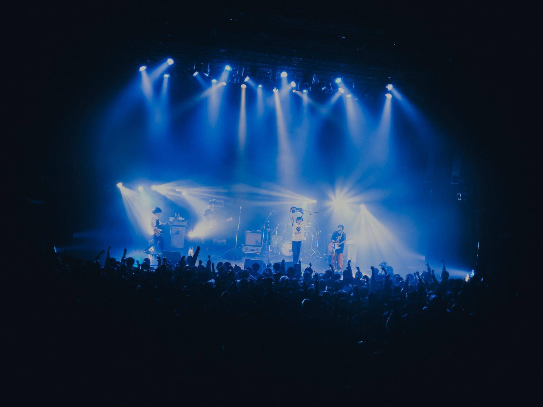 kurayamisakaがツアー完走、圧巻の演奏とアジカンのカバーで示した「過去と未来を繋ぐ」意思