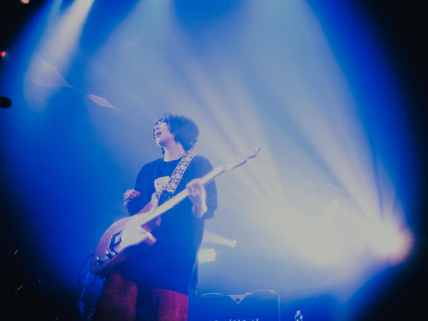 kurayamisakaがツアー完走、圧巻の演奏とアジカンのカバーで示した「過去と未来を繋ぐ」意思