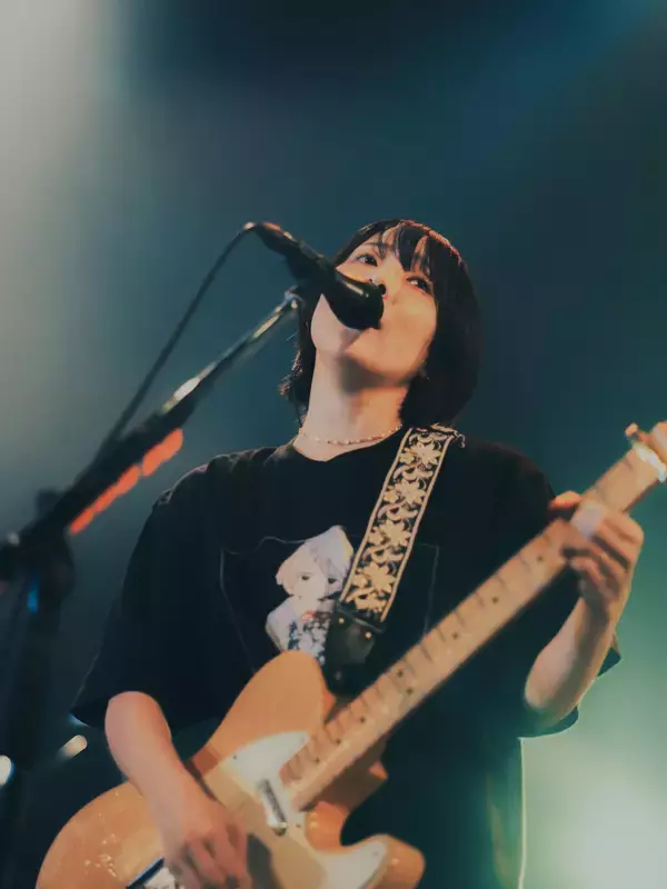 「kurayamisakaがツアー完走、圧巻の演奏とアジカンのカバーで示した「過去と未来を繋ぐ」意思」の画像