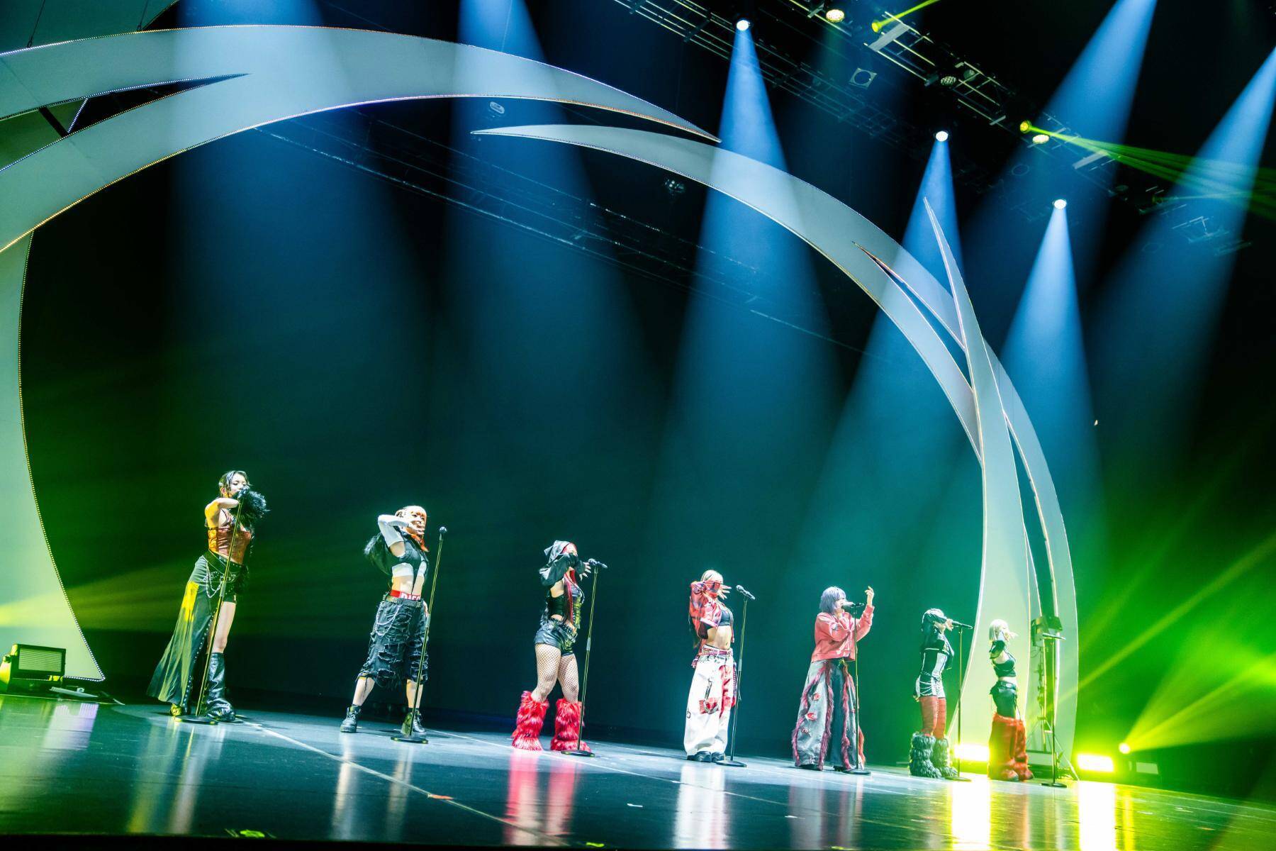 羊文学、m-flo、HANA、Creepy Nuts、ちゃんみな、サカナクションが一挙集結「Spotify On Stage Tokyo 2025 -Year-End Special-」レポート