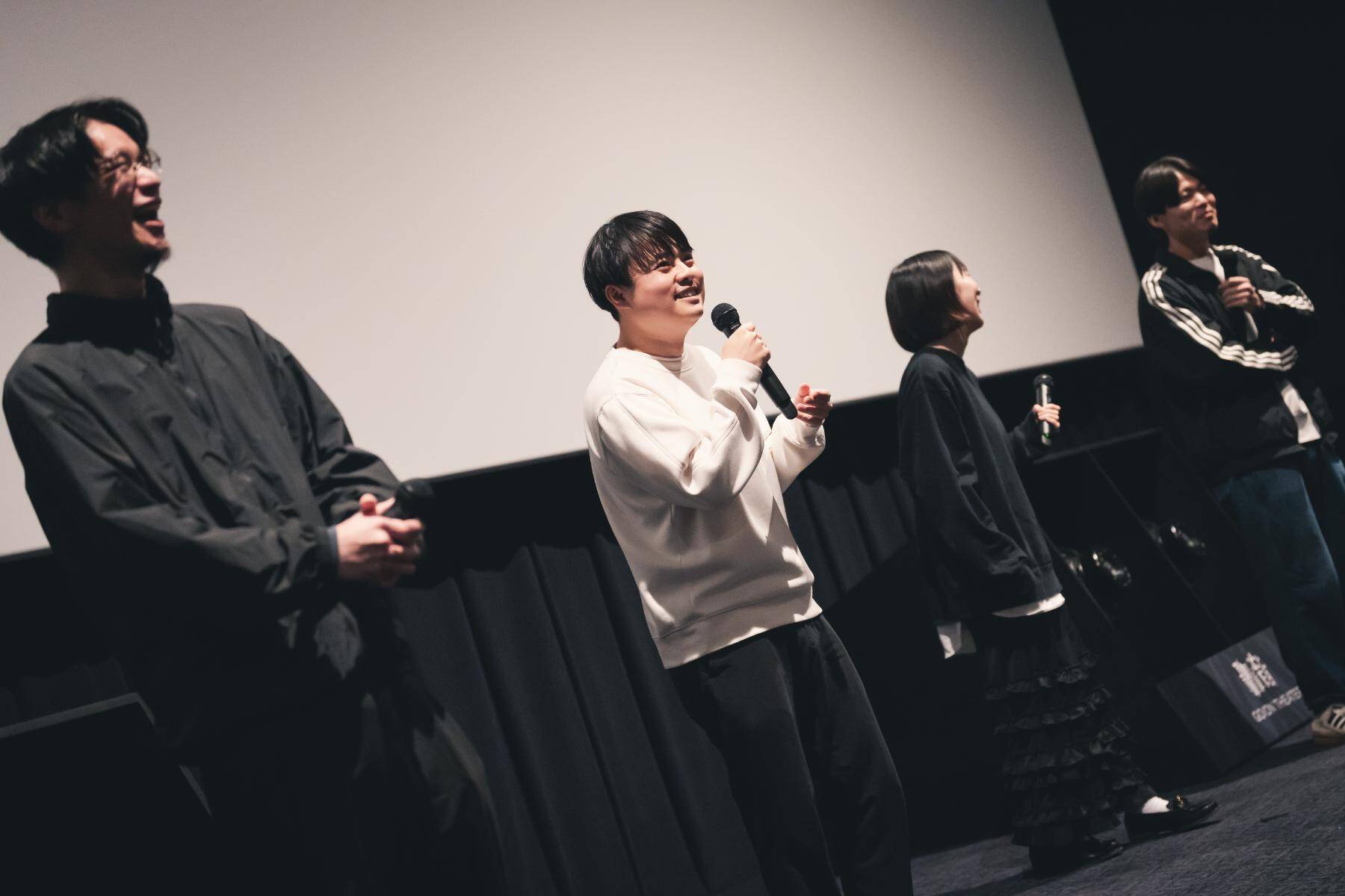 『劇場版 kurayamisaka』見どころレポート　バンドの地元・大井町の轟音シアターで圧倒的ライブを追体験