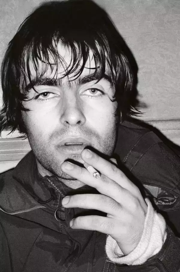 「オアシス秘蔵写真ギャラリー　無名の存在から世界的成功をつかむまでの過程」の画像