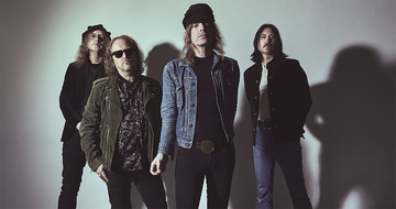 ザ・ヘラコプターズ、25年ぶりの来日前夜　ニッケ・アンダーソンが語る“生き続けるロック哲学”