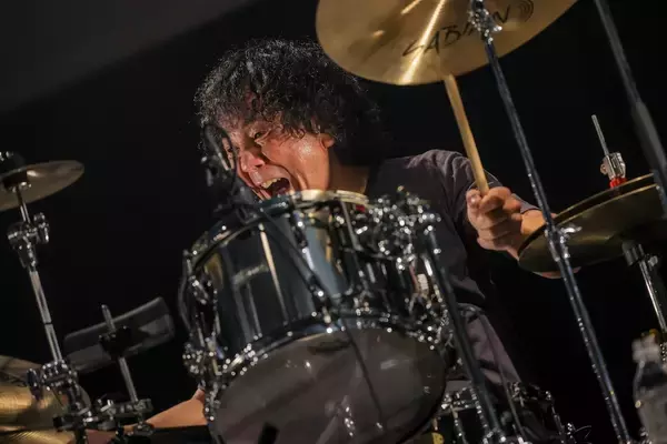 「ザ・クロマニヨンズ、ロックンロールの爪痕を刻んだCLUB CITTA'の夜」の画像