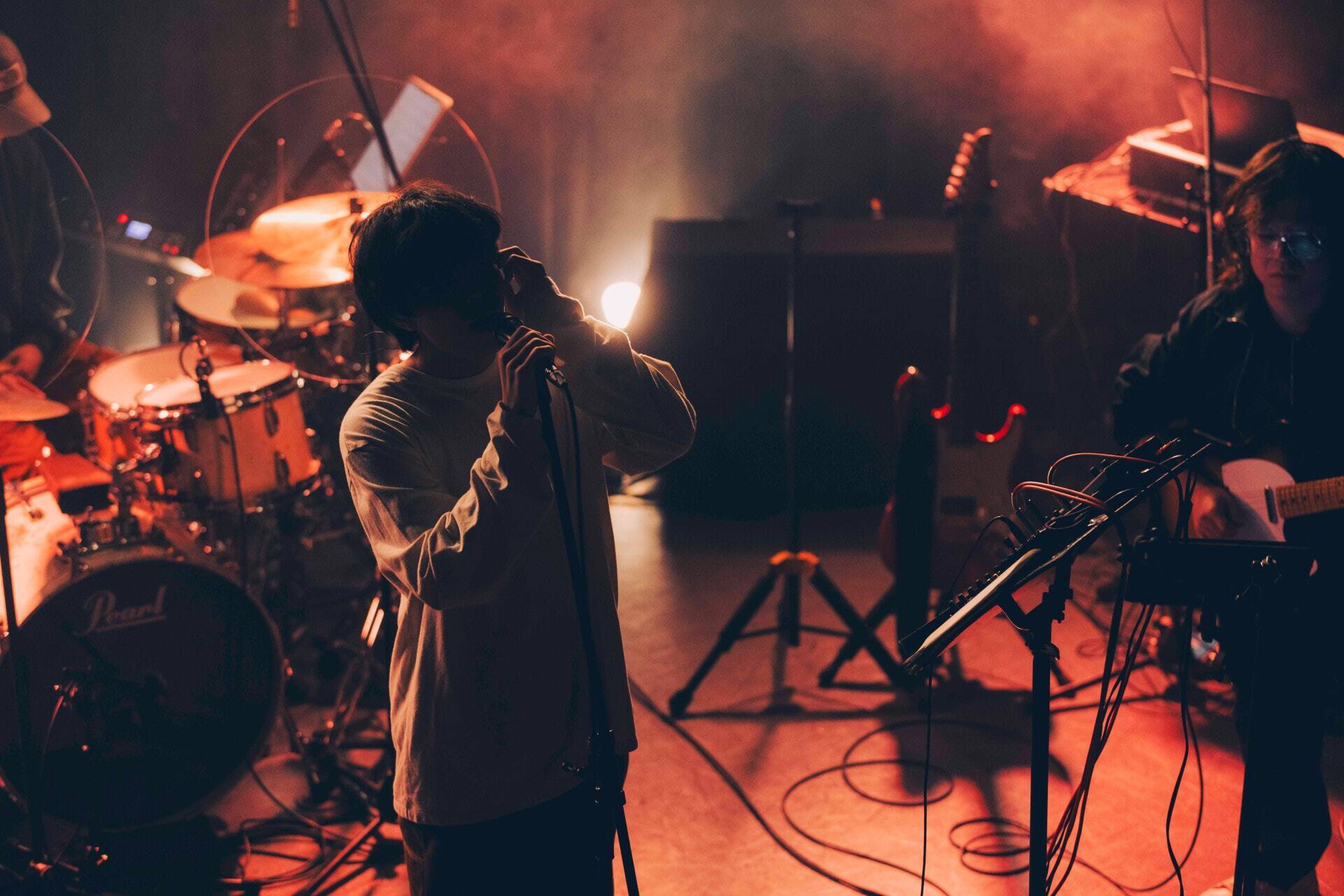 Meg Bonusインタビュー　覚醒したポストジャンルの申し⼦、「驚き」よりも「美しさ」を求めて