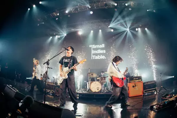 「FOMARE×KOTORI×yonige―small indies tableが結んだ、奇跡のツアーファイナル」の画像
