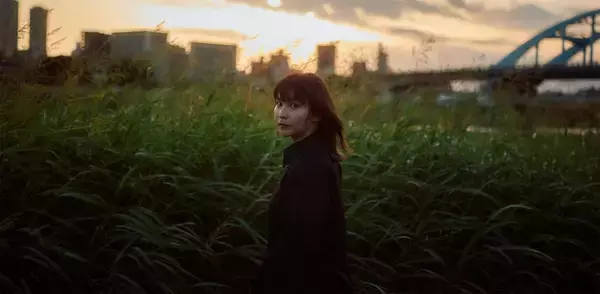 サカグチアミが移籍第2弾EP『Hush』リリース、MVプレミア公開