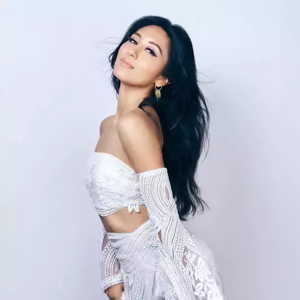 「シェネルが語る、セルフヒーリングの哲学「世界が不寛容でも、自分は自分でいい」」の画像