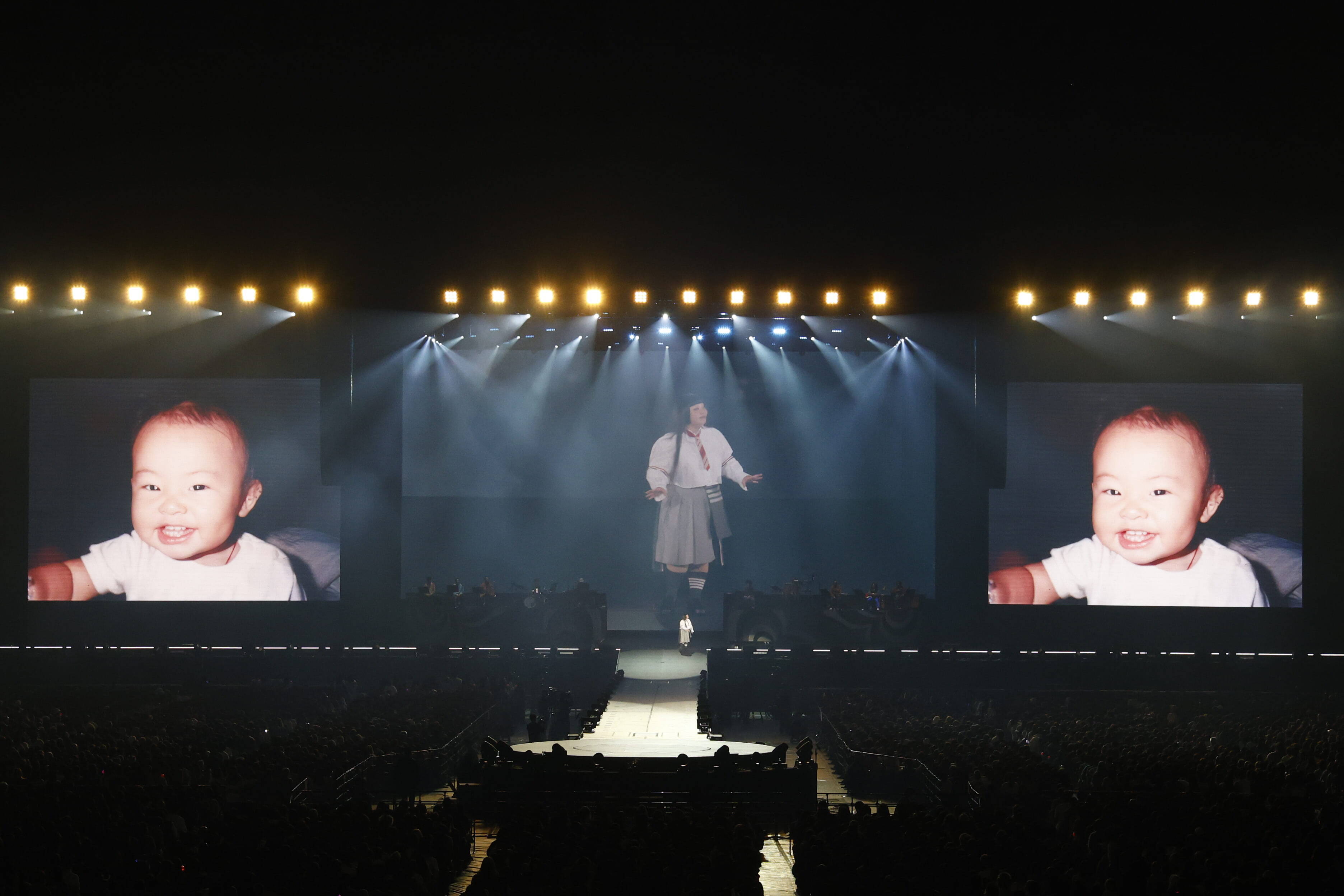 東京ドームを埋めた「笑い」の正体──渡辺直美、芸歴20年目の回答