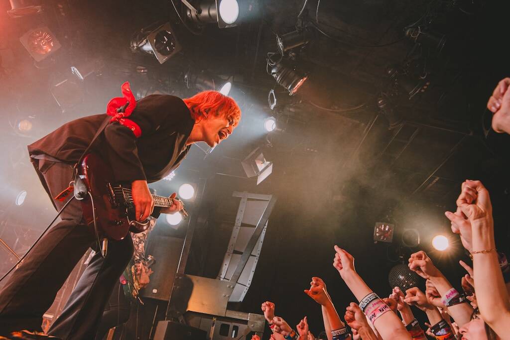 Arakezuri、歓喜と情熱の渋谷CLUB QUATTRO公演、23曲に魂を込めた「讃歌斉唱」