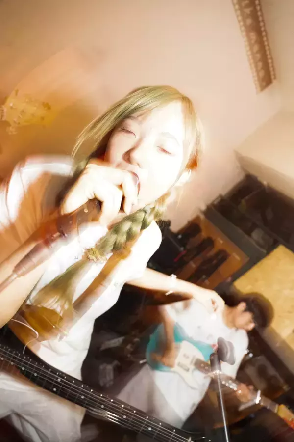 「中国の逸材・張醒嬋が語る「予測不可能なポップ」の源泉、椎名林檎と日本の音楽から受けた衝撃」の画像