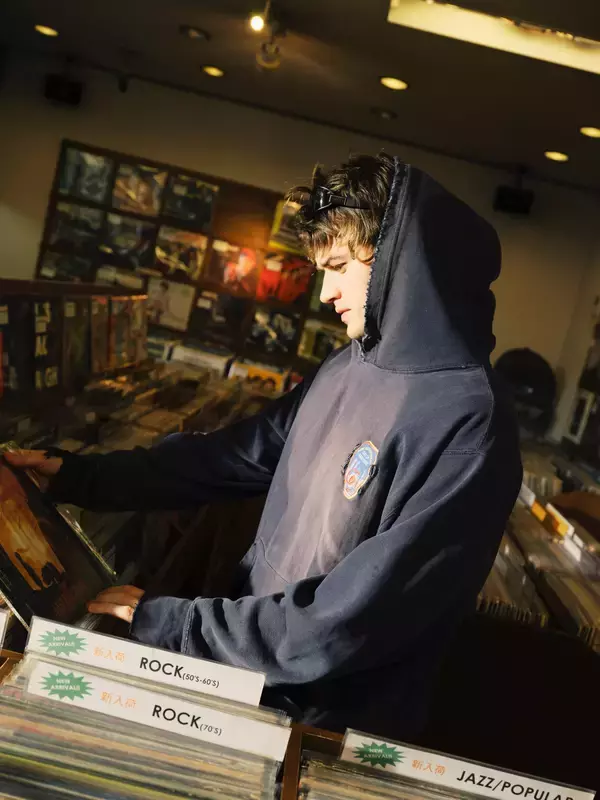 「「Djo」ジョー・キーリーが日本で語る、音楽家としての数奇な歩み「ラッキー、っていう感覚かな」」の画像