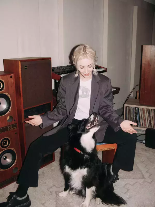 「Men I Trustが語る来日への想い、メロウな音楽を支えるDIY精神、ビリー・アイリッシュとの邂逅」の画像