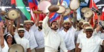 日本語カバーが世界的バズに　バッド・バニー「DtMF」が言語を超えて響いた理由