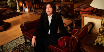 Lucy Dacusが語る「永遠の愛」とクィアネス、ライブ中に結婚式を執り行う理由