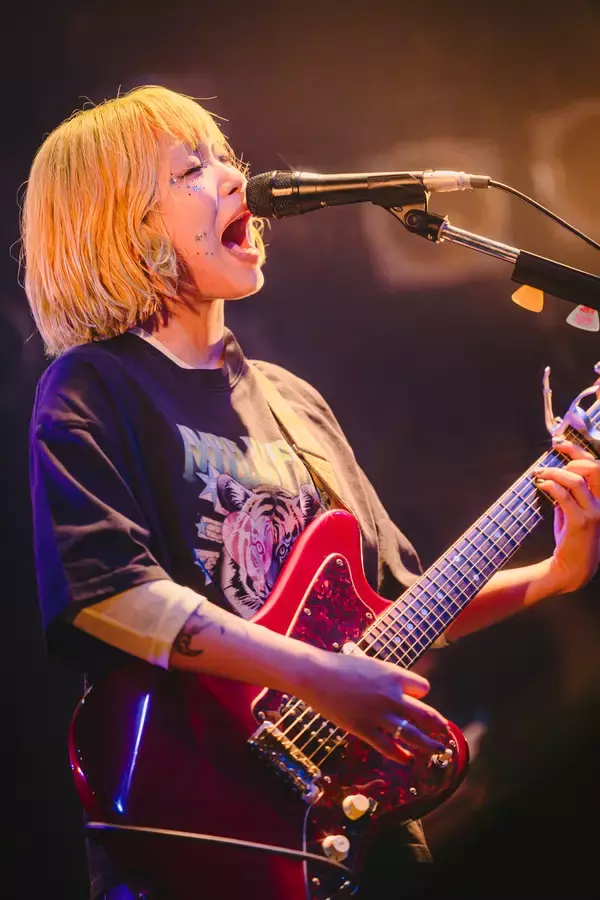 「板歯目（バンシモク）が渋谷で見せた「野生」のライブ　」の画像