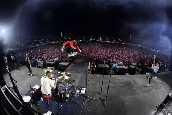 「BAD NERVESが語るUK新世代パンクの現在地　初来日を前に明かす、TEENGENERATEからの衝撃」の画像