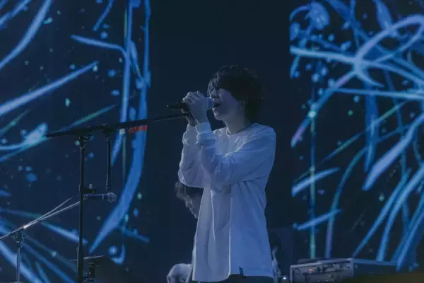 「indigo la End武道館2daysレポート　15年の歩みを総括し、バンドは新しい未来へ」の画像