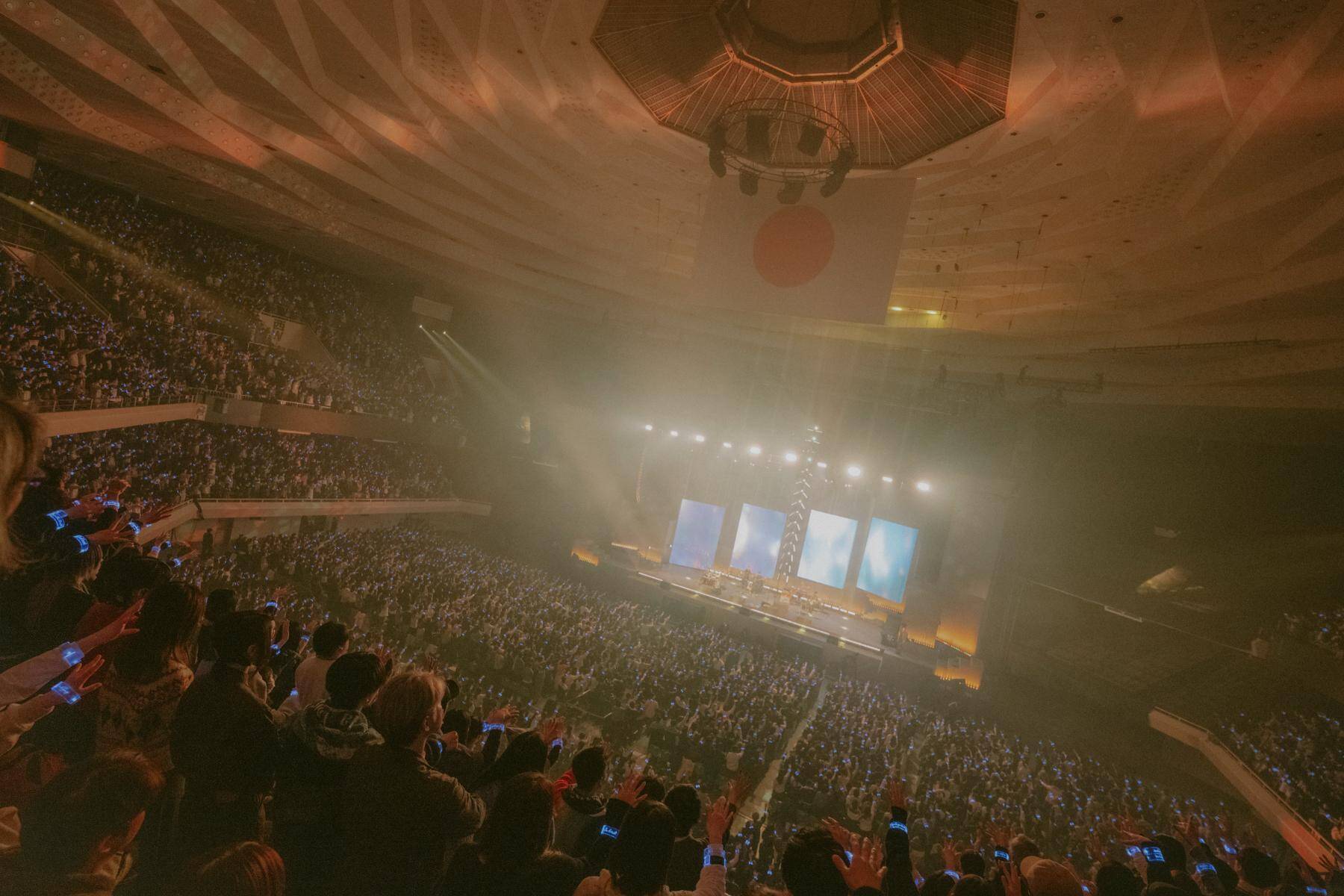 indigo la End武道館2daysレポート　15年の歩みを総括し、バンドは新しい未来へ