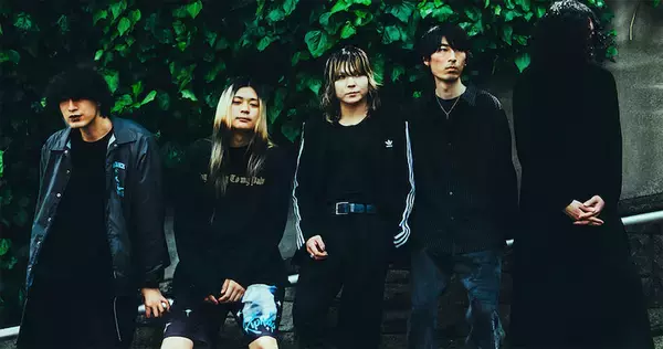 Earthists. × Tatsuya Amano（Crossfaith）が語り合う、日本のラウドロックを更新する「個」と「ハイパー」